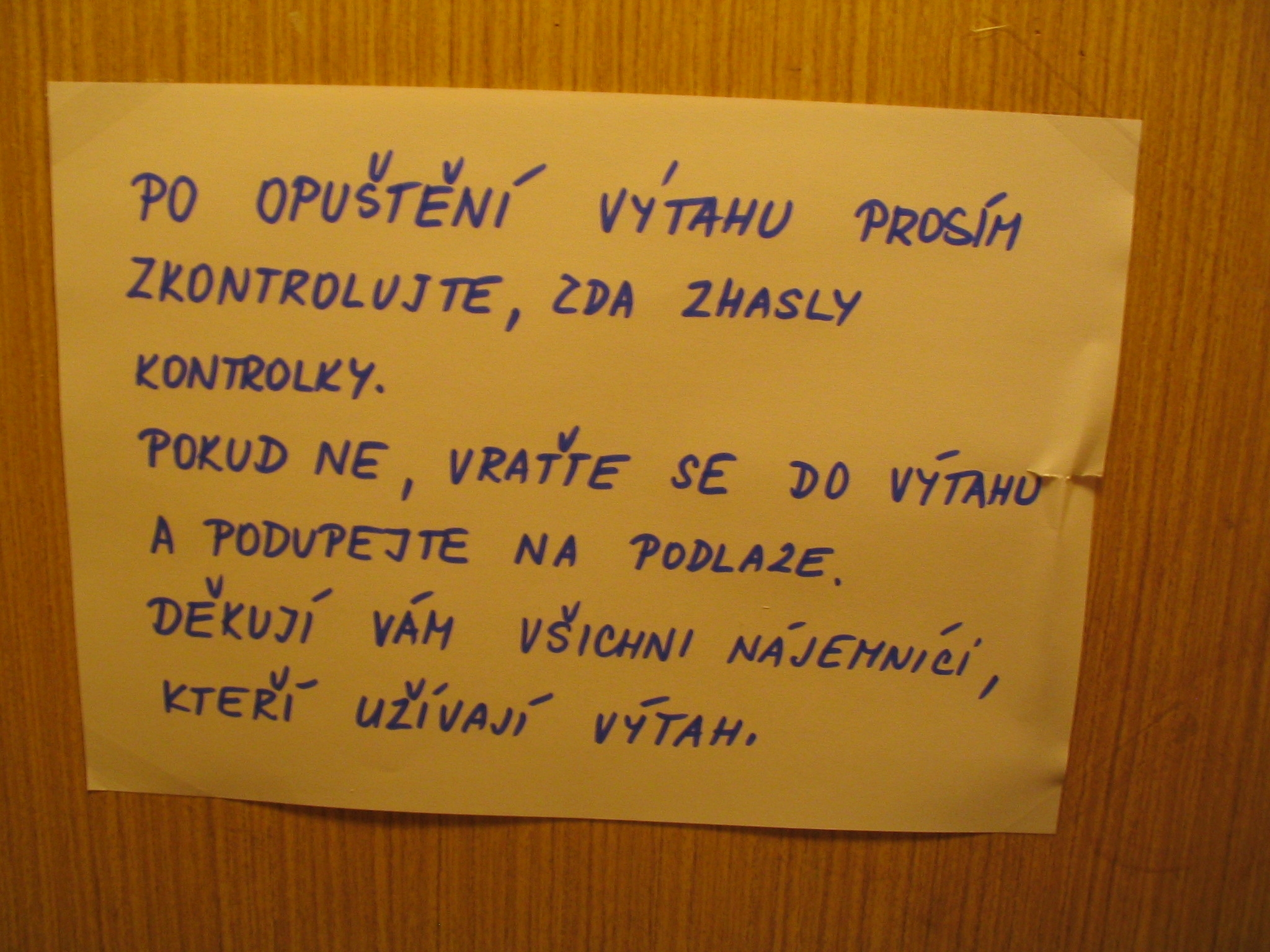 05062008 Od pátku už do výtahu nepoteče.JPG