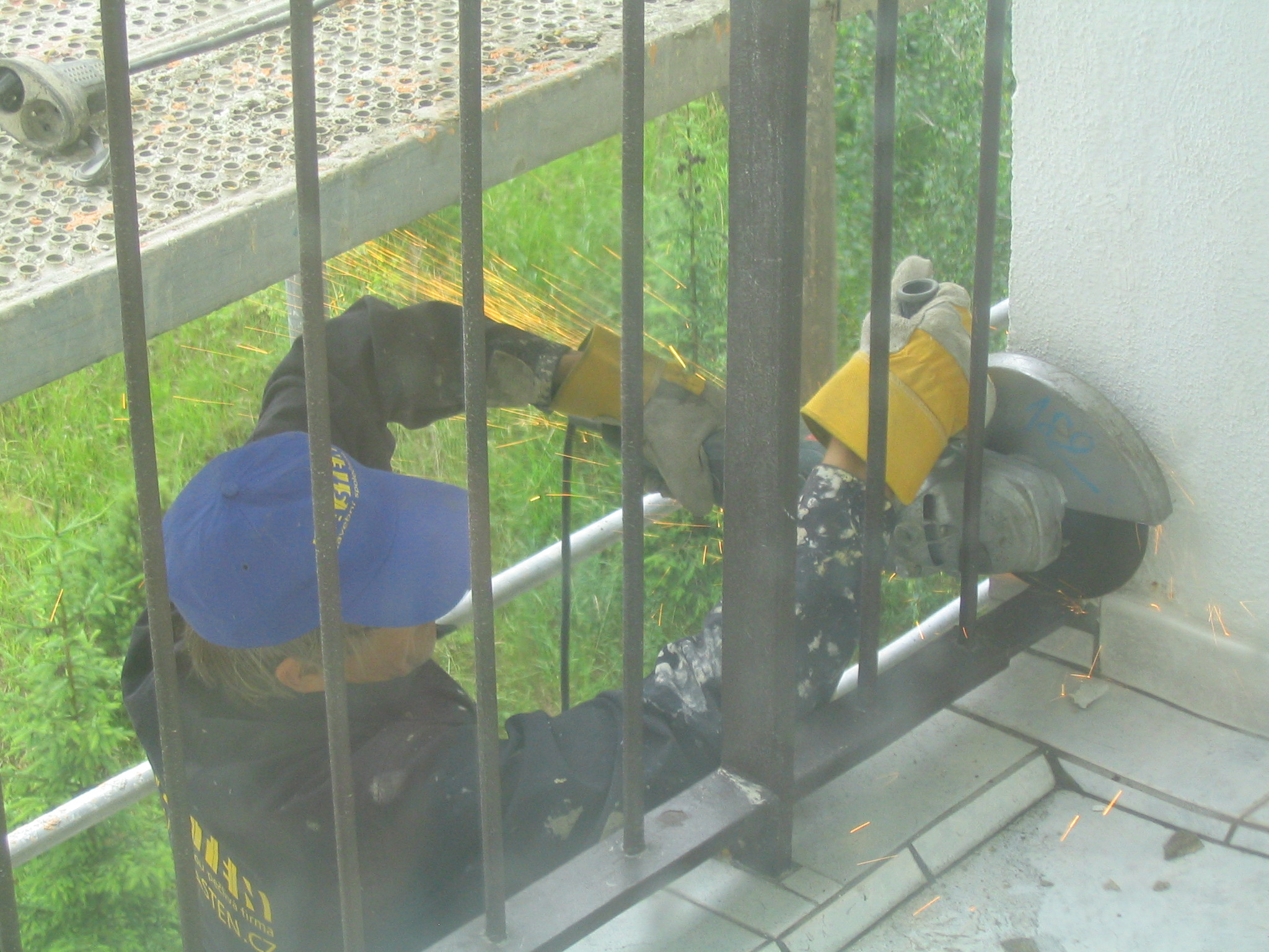 13_14062008 723 Poslední řez.jpg