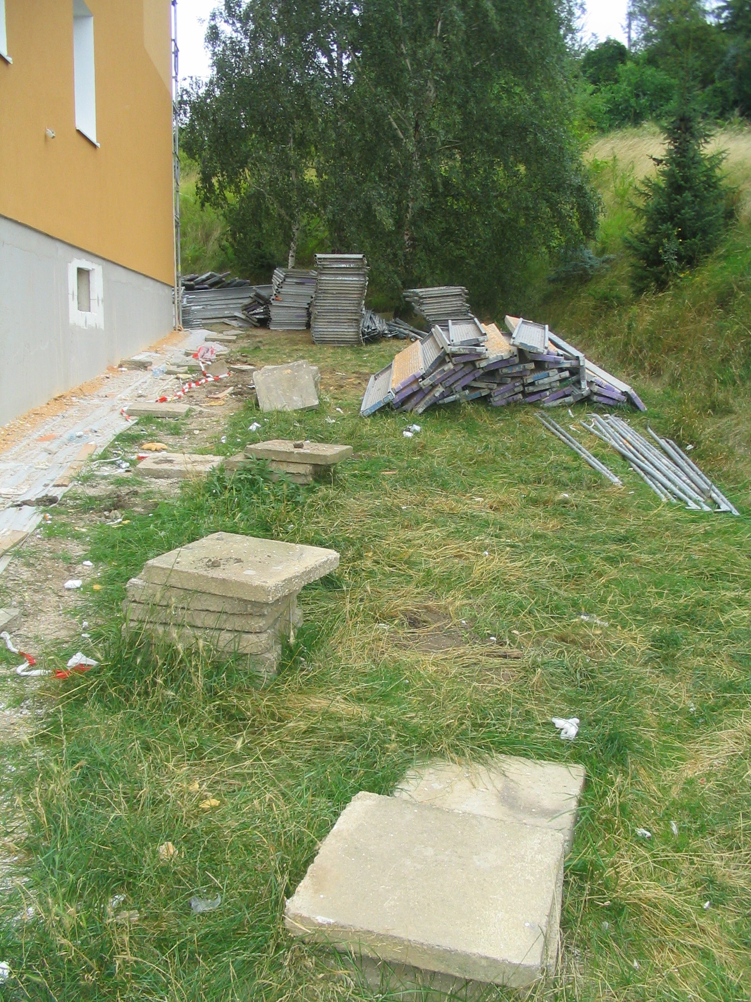 0408_062008 723 A zbyly jen dlaždice