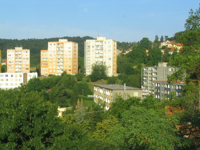 0408_062008 Pohled na sídliště z Kameníčku 2