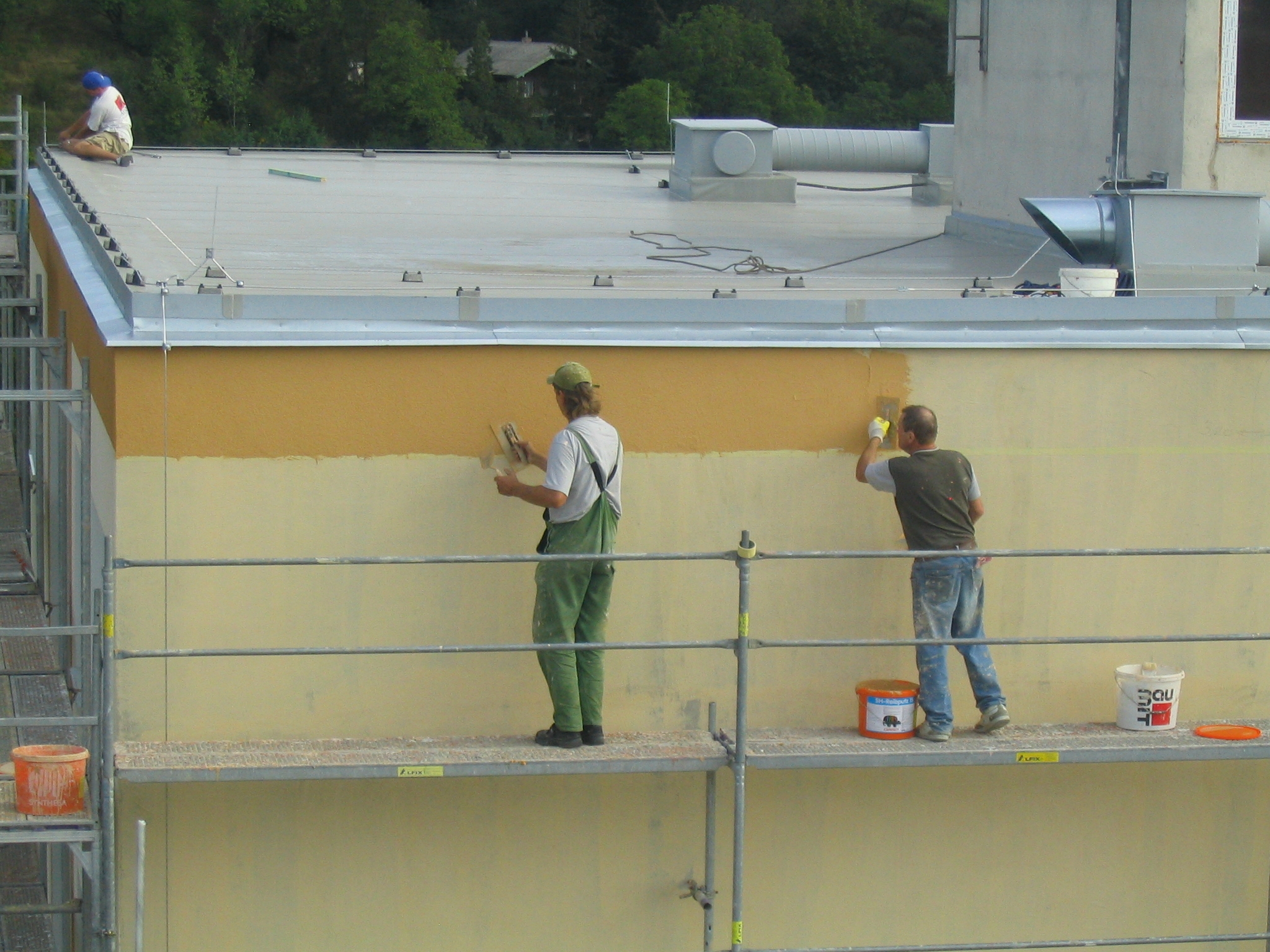 22082008 723 Už se natahuje omítka pro další pyramidu