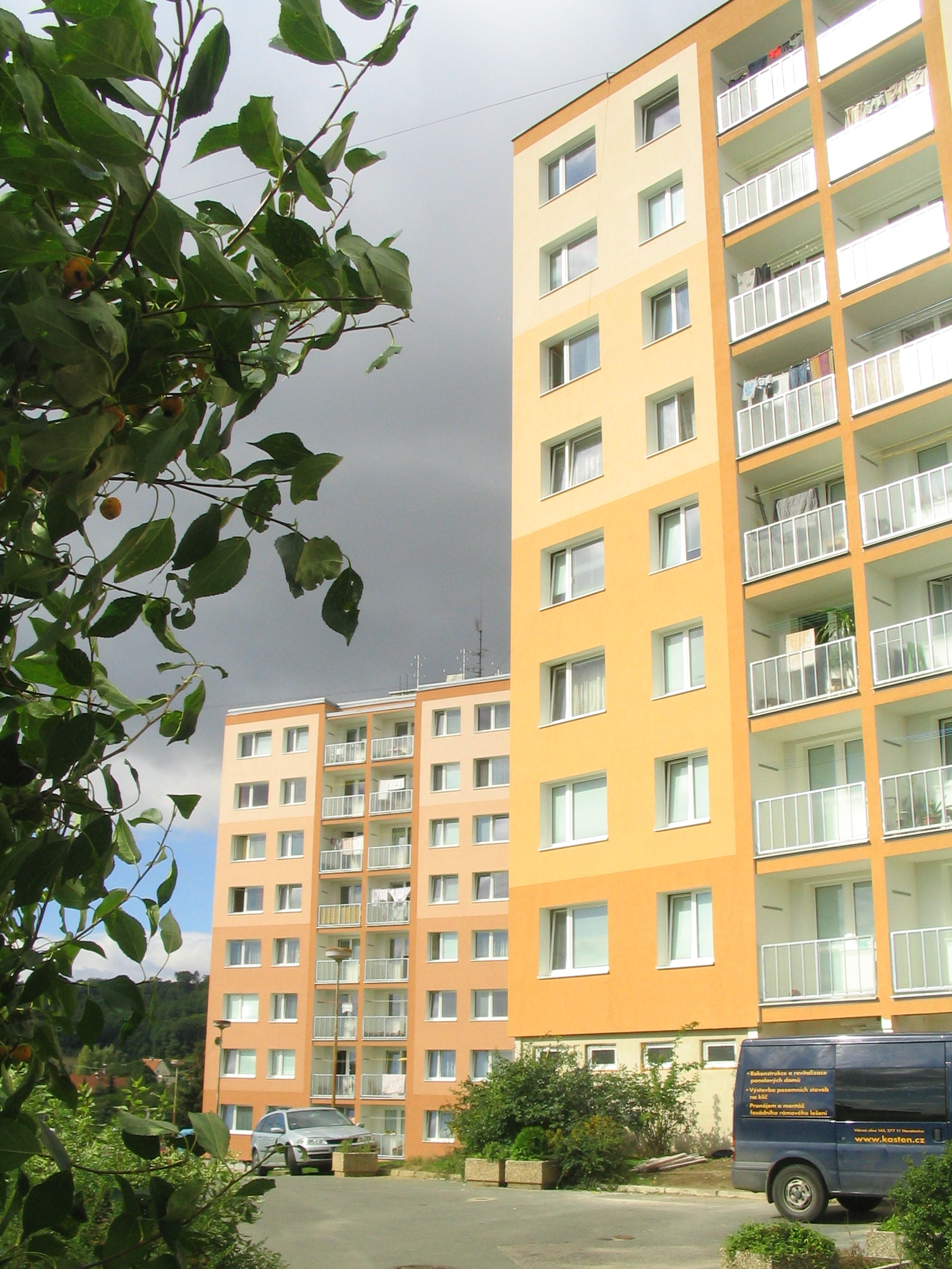 22082008 714 722 To je na pohlednici, že