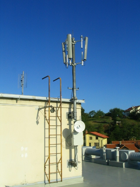 22082008 723 Nová anténa WIFI internetu MYWEB