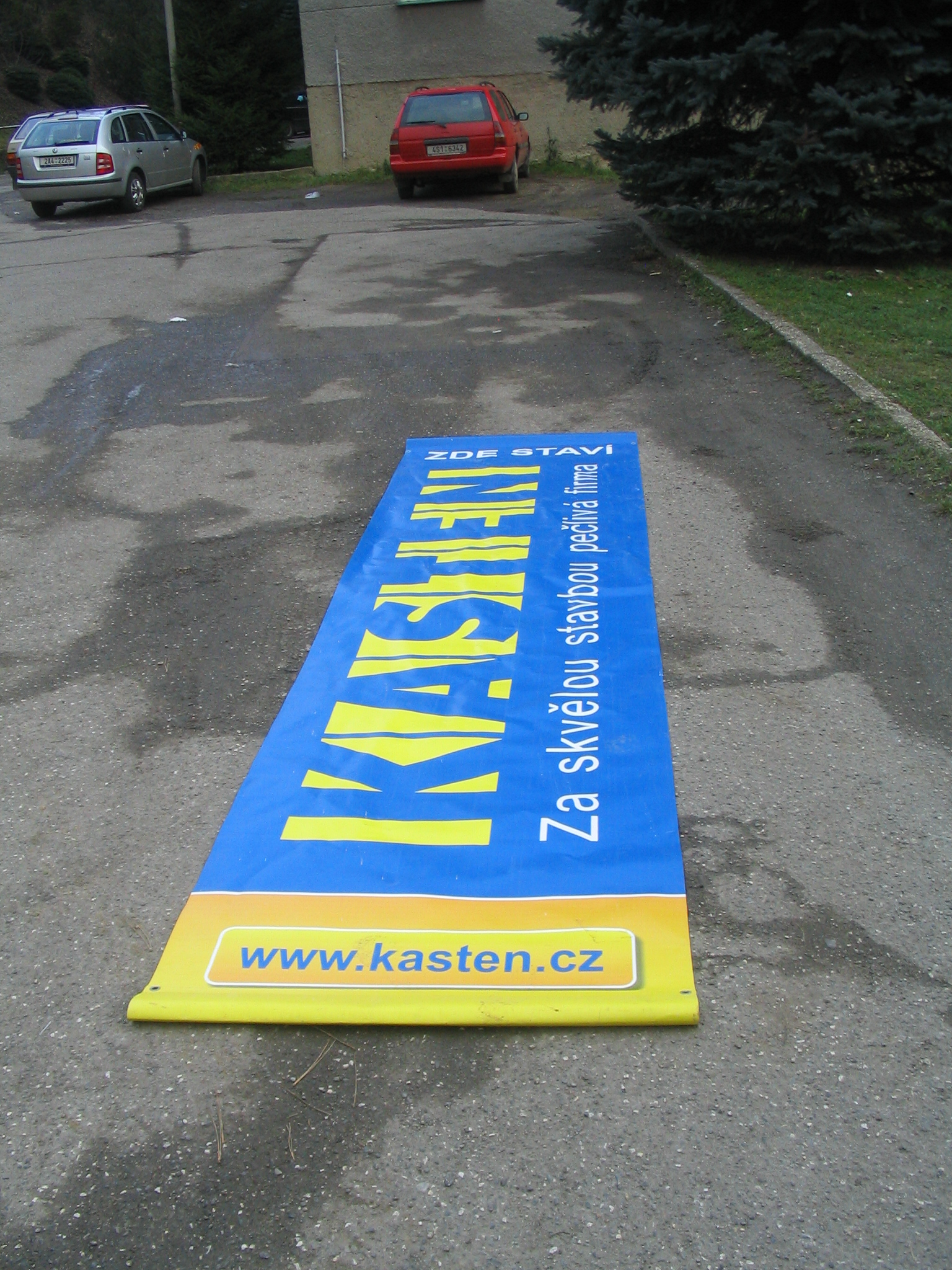 20081218a19 KASTEN VLAJKY DOLŮ
